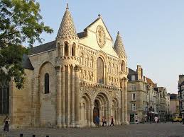 Notre Dame La Grande De Poitiers Romanesque Art Romanesque Notre Dame