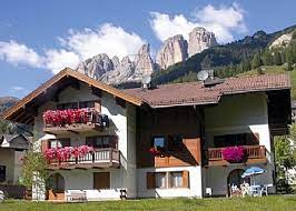 Annunci da privato a privato e di agenzie immobiliari. Ferienwohnungen Riz Flaviano Campitello Di Fassa
