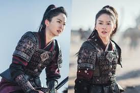 The young star started out as a child actress at age 7 and has so far appeared in more than 40 dramas and movies. Kim So Hyun Transforms Into Fierce Warrior Princess For New Historical Romance Drama With Ji Soo Soompi