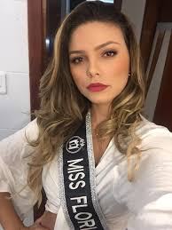 Que honra participar desse evento da marca @colccibeiramarfloripa com  presença dele @cauareymond ! Parabéns foi um sucesso e obrigada por este  privilégio 🙏🏻. #colcci #colccioficial #miss #missemistersantacatarina2019  #missmundo #model #florianopolis ...