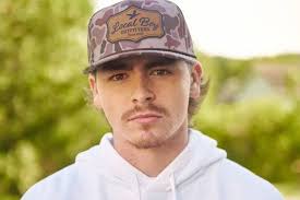 Dierks Bentley, Riley Green & More Added To Luke Bryan's 2026 Crash My  Playa