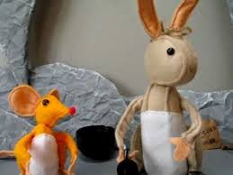 Bear Snores On A Family Turned The Book Into A Half Hour Movie With Stop Motion Puppetry It Is Wonderful Winter Kindergarten Stop Motion Winter Preschool