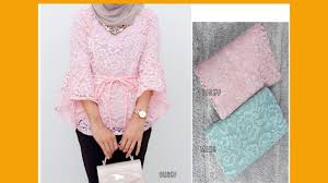 Baju ini sangat unik karena bentuk bagian bawah baju selesai sudah kamini membahas 10 model atasan kebaya brokat untuk tahun ini. Model Atasan Brokat Muslim Terbaru 2019 Atasan Kerja Brokat Modern Trend Lebaran 2019 Youtube