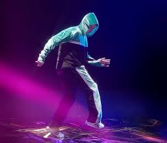 29,420 likes · 11 talking about this. Chano Lanza Un Nuevo Hit Mira El Susto Su Nuevo Single Junto A Karen Mendez