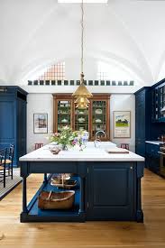The Ethereal Ceramic Art Of Zuleika Melluish In 2020 Modern Home Interior Design Home Interior Design Modern Houses Interior
