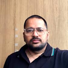 There is a simple, easy and highly effective way to deal with these big  goals and projects.