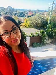 Corinne Cunningham's Instagram, Twitter & Facebook