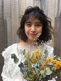 聖子ちゃんヘア ブーム再来 令和ver 松田聖子ヘアをご紹介 bangs バングス ヘアスタイリング ボブヘア ボブ
