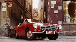 Október 24.) műsorvezető, producer, újságíró. Svaby Roger Moore Autojaban Vezess