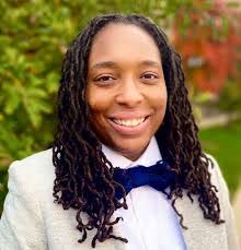 Avery Arrington's Instagram, Twitter & Facebook