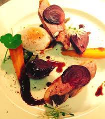 Color, arrangement, balance, texture, and how easy it is for guests to eat. Food Presentation Wikipedia