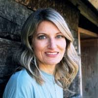 Melissa Stelly's Instagram, Twitter & Facebook