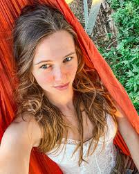 Nach "Let's Dance": Ann-Kathrin Bendixen geht auf Weltreise!