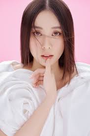 Trần Thị Ban Mai: Hoa hậu chỉ là danh xưng, không phải một nghề