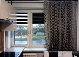 Как сочетать рулонные шторы и тюль? Статьи про жалюзи, рулонные шторы, как  выбрать шторы, как выбрать жалюзи | SVIL