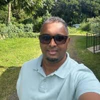 10 "Warren Yen" profiles