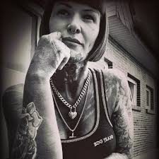 Bonnie Doe's Instagram, Twitter & Facebook