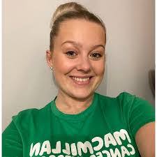 Stephanie Mason's Instagram, Twitter & Facebook