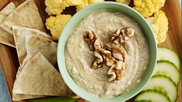Walnut Hummus