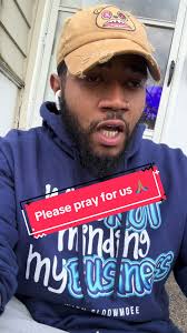 I’m afraid the pregnancy might tear this family apart… . . . . . #sloowmoee  #family #fatherson #comedy #dad