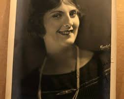 Priscilla Dean Extremely Rare Very Early Autographed Photo 20s Dice Woman