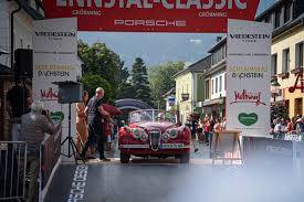 Se estrenó el 6 de abril de 2021, 3 4 5 y concluyó el 2 de agosto de 2021. M Opchxxzqxm M