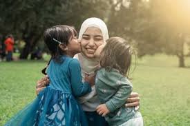 Sebagai anak kedua dari harry dan meghan dan adik dari archie windsor, anak pertama pasangan the sussex. Nama Bayi Perempuan Islami 2 Kata Santun Dan Bermakna Indah Semua Halaman Nakita