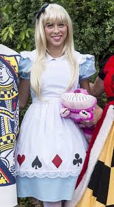 Putting your alice in wonderland costume together: Creepy And Dark Alice In Wonderland Costume