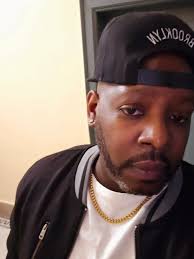 WHY DO YOU HAVE TO FIGHT THIS HARD, KING JAMES? You see it, right? Another  team just lifted a trophy. And I keep asking myself… why didn't you choose  the easy road?