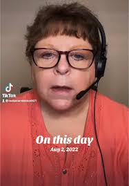 Customer Service Confusion with Barb and Brayden