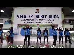 This was perform by class 5v2i hope my classmate will remember this hehehe #1st ❤. S M K P Bukit Kuda Lagi Syantik Youtube