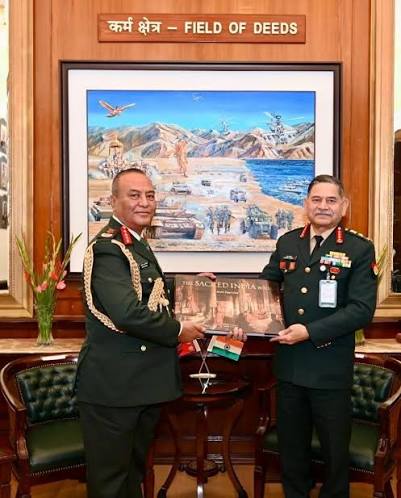 A new painting adorning the Army Chief's lounge, where he greets visiting dignitaries, has miffed the veteran community. The new painting replaced the one showing the surrender during the 1971 Bangladesh war.