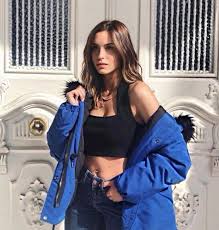 1999 yılının mayıs ayında aslen antalya, manavgat'ta dünyaya gelen ayşegül çınar boğa burcudur, boyu 1.64 cm, kilosu ise 50'dir. Aysegul Cinar Kimdir Nereli Boyu Kac Yasinda Oynadigi Diziler Hayati