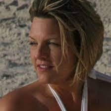 Cheryl Bourg's Instagram, Twitter & Facebook