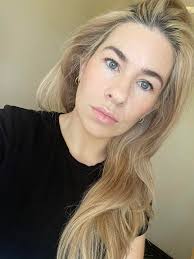 What's a good eye cream for very sensitive eyes? Can't use Elemis,  Gatineau, Prai, Pai, Judith Williams or PerriconeMD. Any help gratefully  received for my puffiness x