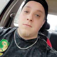 How long before I'd be dead if I played any Fallout game the way one would  play Halo or Far Cry?