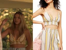 Outer Banks Fashion Clothes Style And Wardrobe Worn On Tv Shows Shop Your Tv In 2020 Bank Fashion Shop Crop Tops Striped Crop Top