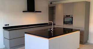 moderne woonkeuken keuken grijs keuken ontwerp keuken antraciet