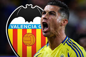 Cristiano Ronaldo finds investor to help potentially buy Valencia :  r/football
