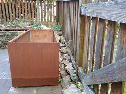 Maybe you would like to learn more about one of these? Corten Steel Retaining Wall Or Hedge Minimalistisch Garten Seattle Von Nice Planter Houzz