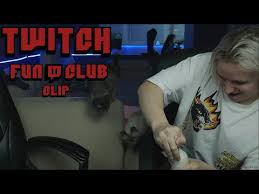 Twitch broma 3 минуты 26 секунд. Twitch Fc 38 Strimery Ugadyvayut Slova Mokrivskij Zastupilsya Za Gensuhu Sliv Arinyan Tvich Fk