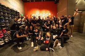 From middle english snipe, snype (a type of bird), from old norse snípa, as in mýrisnípa (moor snipe). Snipes Opens New Flagship Store In Cologne Sneakers Magazine