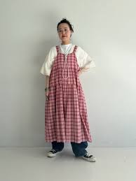 2025】ワンピースとパンツの重ね着ってダサい？ コーデ例30選紹介 | 2nd STYLE