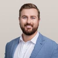 Robert Gullion's Instagram, Twitter & Facebook