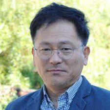 Marian Iskandar's Instagram, Twitter & Facebook