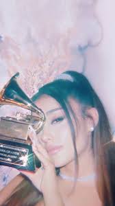 Dulce Corona adlı kullanıcının Loocksreens panosundaki Pin