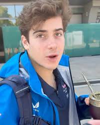 El piloto de reserva de Alphine de la Fórmula 1, Franco Colapinto le envía  un saludos a todos los dominicanos y le dice genios., Via @gepianoceo  @gepianof1