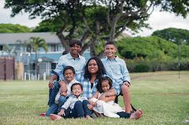 Christmas in and around kent. Divorce Pandemic Put Strain On Struggling Mom S Finances Honolulu Star Advertiser