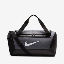De la basket au sac nike, il y a tout un univers de performance et de style à (re)découvrir ! Achetez Des Sacs De Sport Des Sacs A Dos Nike Fr