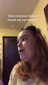 Maeve Travis (@da_binchy)